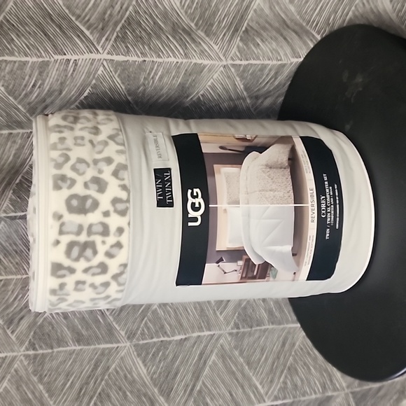 UGG Bedding New Ugg Corey Reversible Comforter Set Twintwin Xl Soft